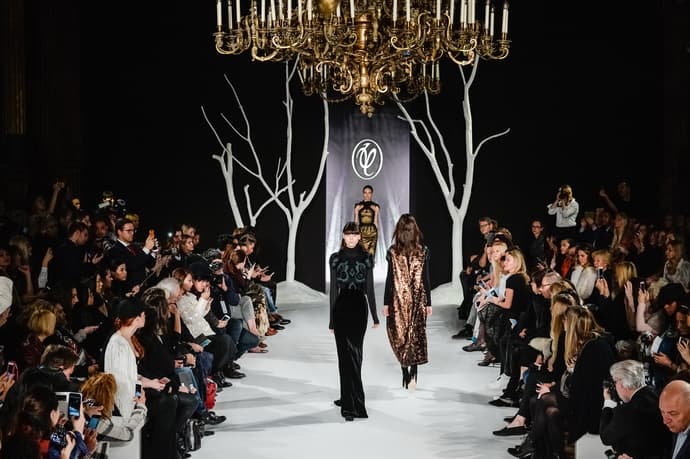 Коллекция Юдашкина- показ на Неделе моды в Париже