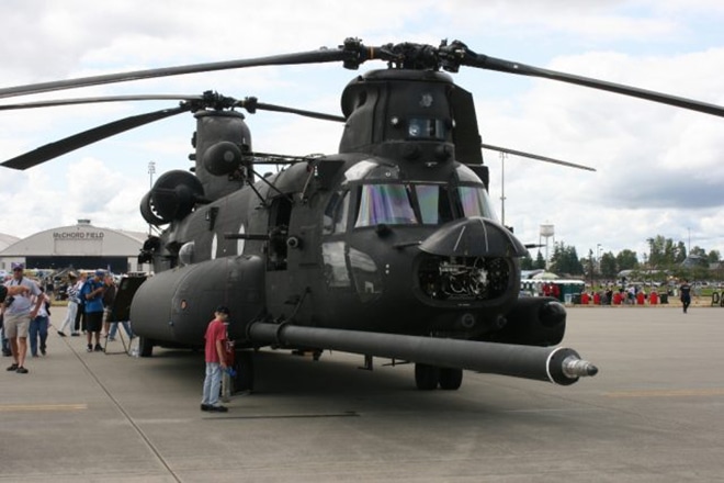 Вертолет «Boeing MH-47E» Вертолет «Boeing MH-47E»