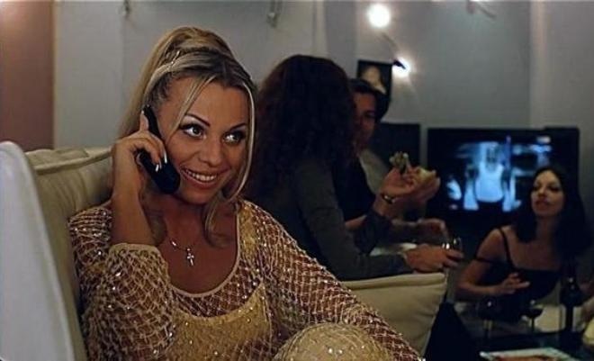 Ирина Салтыкова в фильме «Брат-2» Ирина Салтыкова в фильме «Брат-2»