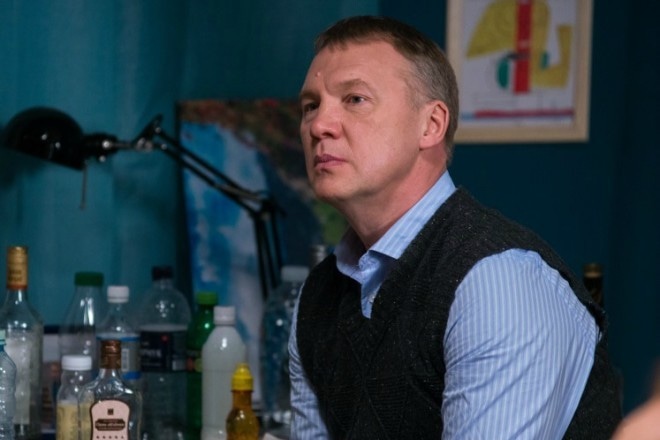 Анатолий Журавлев в сериале «Беглые родственники» Анатолий Журавлев в сериале «Беглые родственники»
