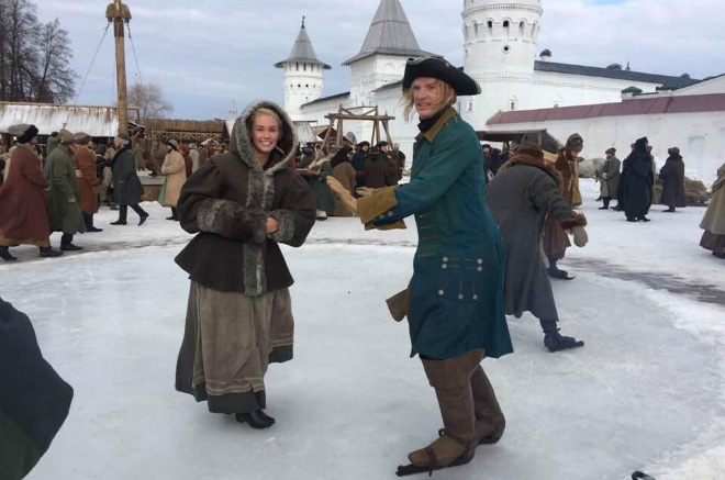 Агата Муцениеце и Андрей Бурковский в фильме 2019 года "Тобол" Агата Муцениеце и Андрей Бурковский в фильме 2019 года "Тобол"