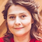 "Рассталась с прошлым": Мария Голубкина избавилась от роскошного особняка Николая Фоменко