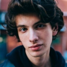 Марк Эйдельштейн снялся в международном хите: сыграл великого военкора в Испании