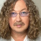 "Он болен и опасен!": жена Игоря Николаева взмолилась о помощи из-за сумасшедшего сталкера