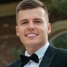 Клетка для блогера: прокурор запросил Артему Чекалину 7,5 лет колонии