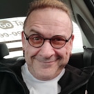 В загс с клоунским носом: о личной жизни юмориста Александра Морозова