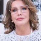 Елена Проклова после свадьбы стала затворницей в горах и пишет иконы: видит мужа только на спектаклях