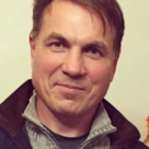 Пытаемся выяснить, кто прячется за маской Месяца в одноименном проекте на НТВ