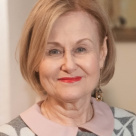 "Сунули носом в грязь": Дарья Донцова рассказала, как драила туалеты и выживала в нищете