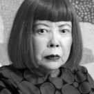 Умерла легендарная Яёи Кусама: художница жила в психбольнице и продолжала работать