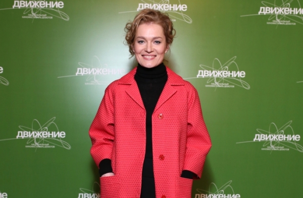 Актёры сериала «Пьяная фирма» - Виктория Толстоганова Актёры сериала «Пьяная фирма» - Виктория Толстоганова
