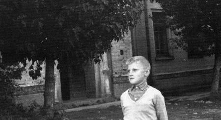 Сергей Миронов в детстве Сергей Миронов в детстве