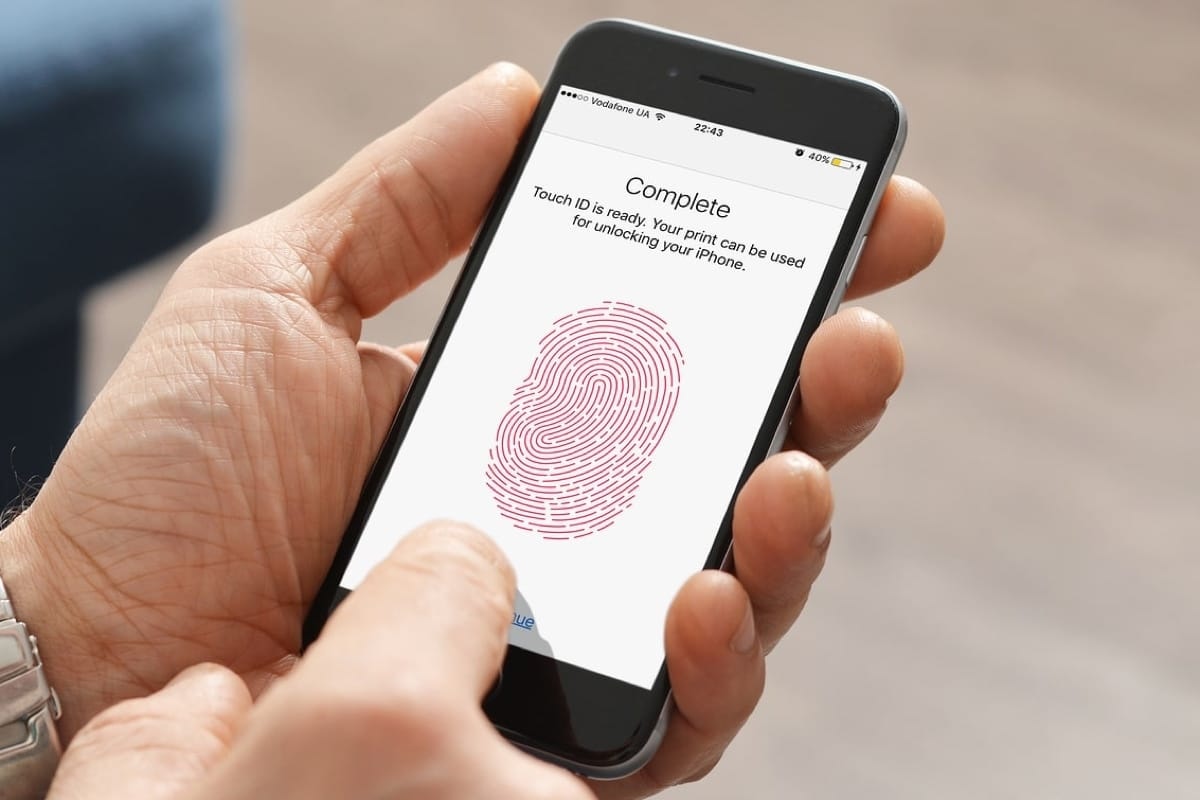 apple-touch-id-2018-24