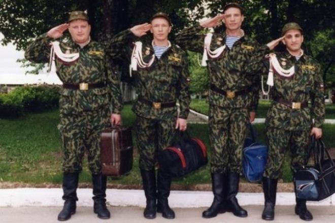 Виталий Абдулов в сериале «Солдаты» Виталий Абдулов в сериале «Солдаты»