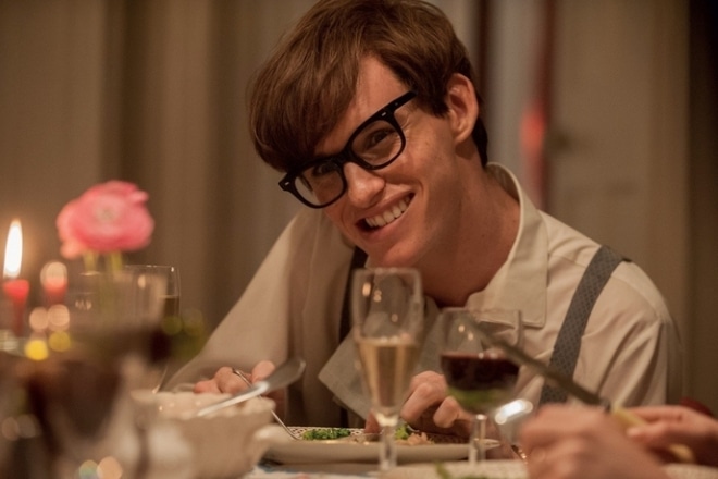 Eddie Redmayne plays Stephen Hawking Eddie Redmayne plays Stephen Hawking