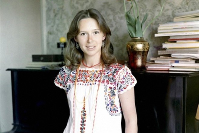 Евгения Симонова в юности Евгения Симонова в юности
