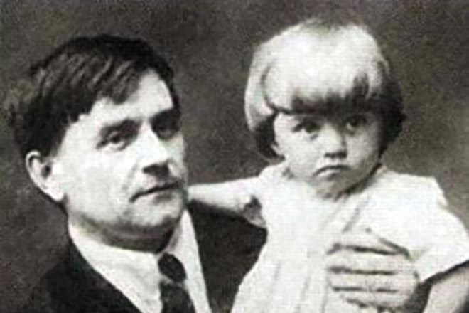 Казимир Малевич с дочерью