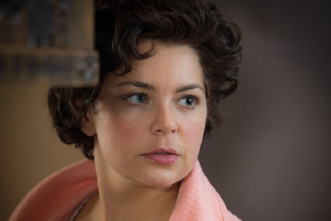Сериал «Петля Нестерова»: актриса Ирина Пегова в роли Зиминой Сериал «Петля Нестерова»: актриса Ирина Пегова в роли Зиминой