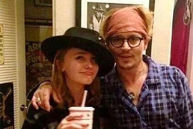 Johnny Depp with his daughter Johnny Depp with his daughter