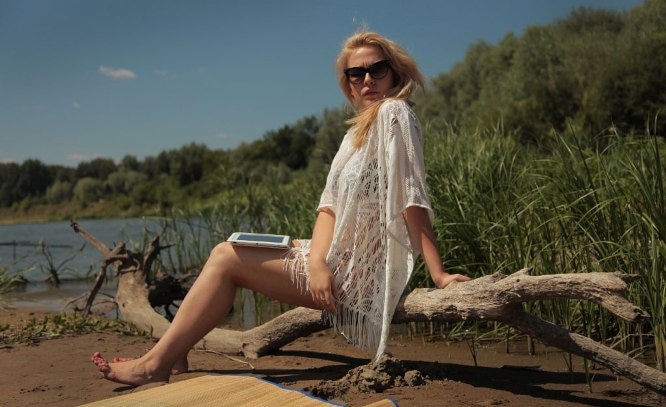 Мария Карпова в фильме «Дефиле» Мария Карпова в фильме «Дефиле»