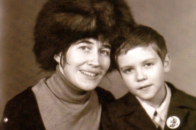 Dmitry Medvedev with his mother Dmitry Medvedev with his mother