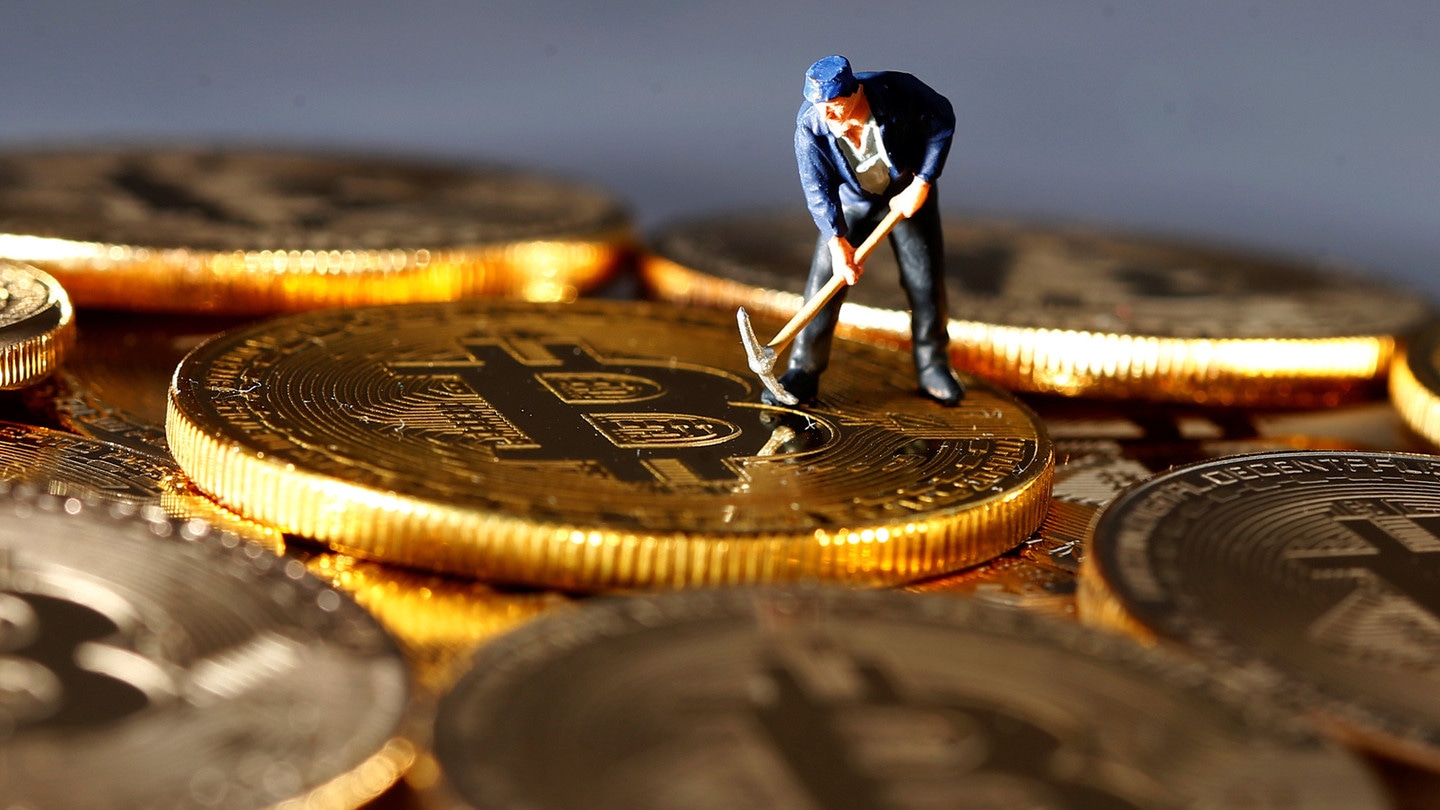 Биткоин падает Биткоин падает