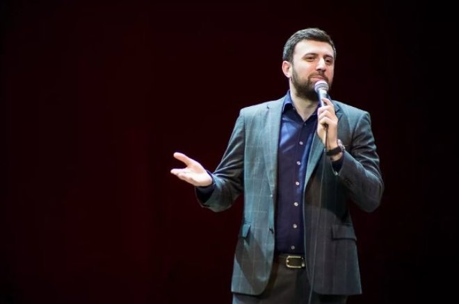 Юморист Тимур Каргинов Юморист Тимур Каргинов