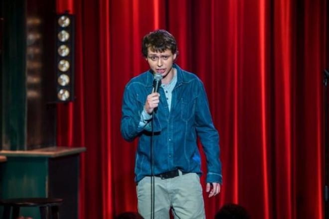 Виктор Комаров в шоу «Stand Up» Виктор Комаров в шоу «Stand Up»