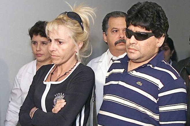 Maradona with his wife Claudia