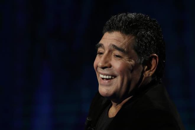 Diego Maradona in the show “La Noche del 10” ("The Night of the number 10")