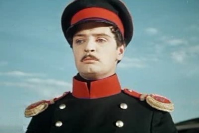 Грушницкий (актер Леонид Губанов) Грушницкий (актер Леонид Губанов)