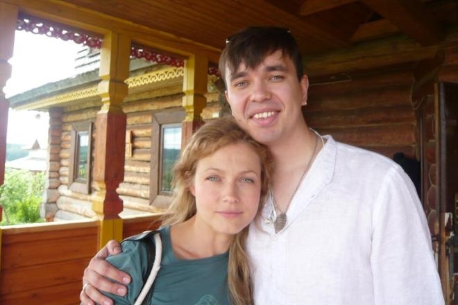 Эльвира Болгова с мужем Антоном Эльвира Болгова с мужем Антоном