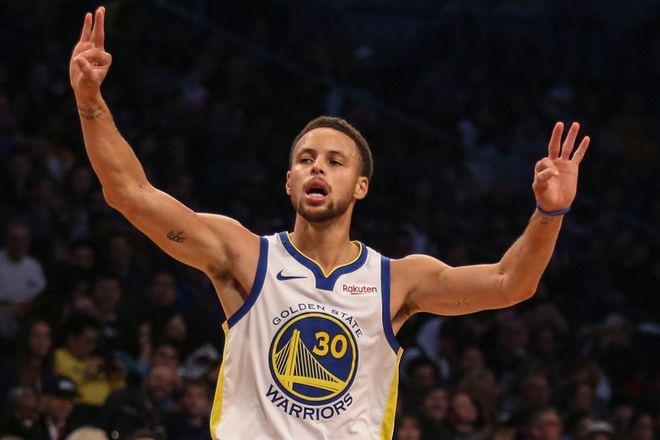 Stephen Curry in Golden State Warriors Stephen Curry in Golden State Warriors