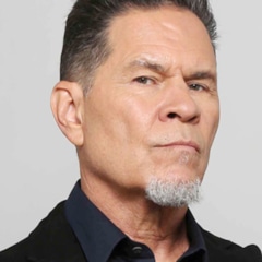 фотография Эй Мартинес