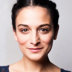 фотография Дженни Слейт