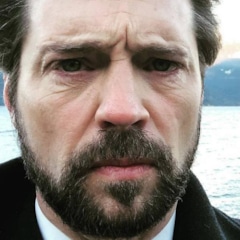 фотография Джейсон Пристли