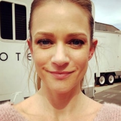 фотография Эй Джей Кук