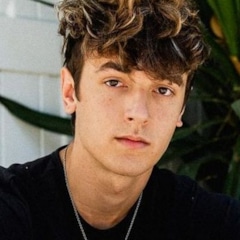 фотография Брайс Холл