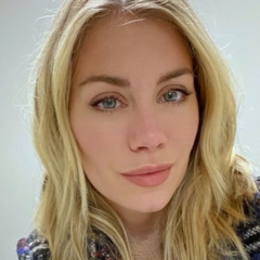 фотография Дженнифер Холлэнд