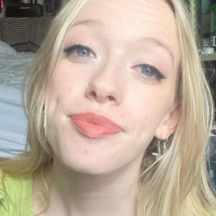 фотография Эмибет Макналти