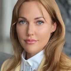 фотография Мерьем Узерли