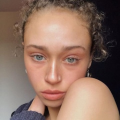 фотография Элла-Рэй Смит