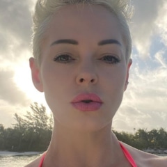 фотография Роуз Макгоуэн