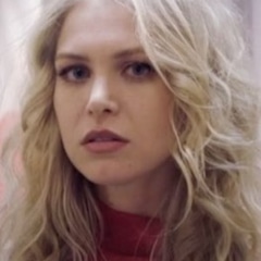 фотография Пенелопа Митчелл