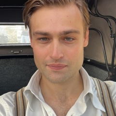 фотография Дуглас Бут