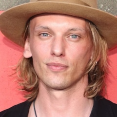 фотография Джейми Кэмпбелл Бауэр