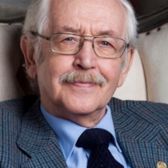 фотография Василий Ливанов