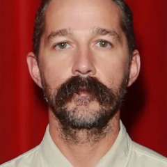 фотография Шайа Лабаф