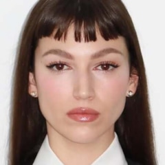 фотография Урсула Корберо