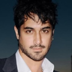 фотография Эван Джогиа